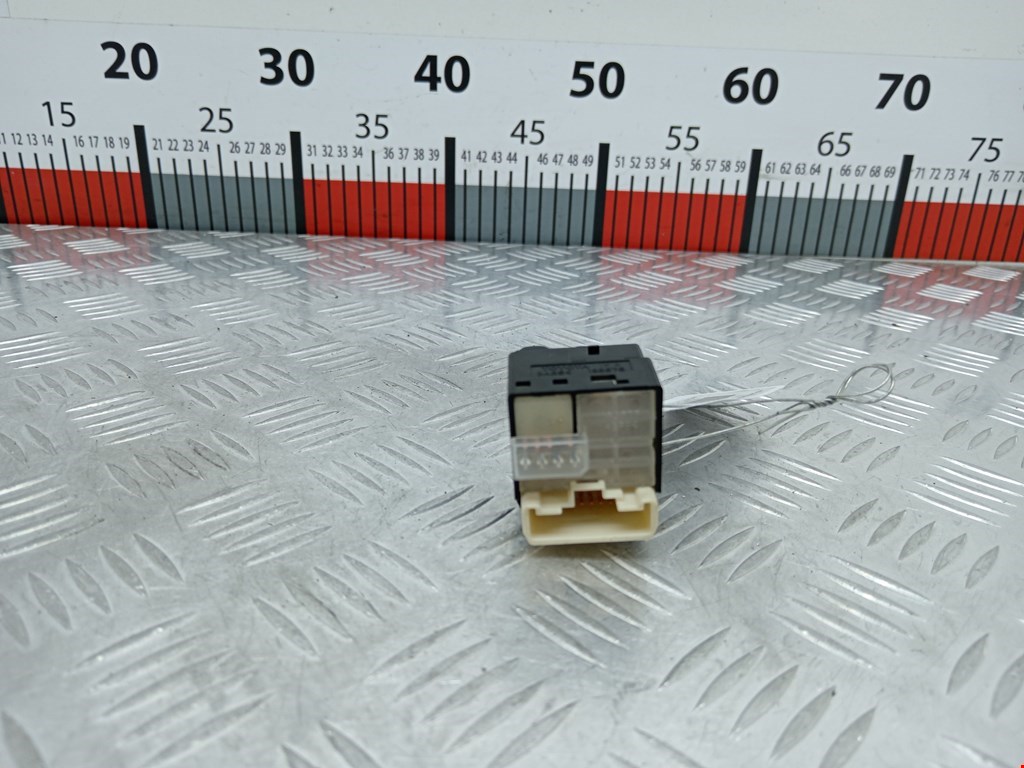 Блок управления зеркалами TOYOTA Avensis 2003-2008