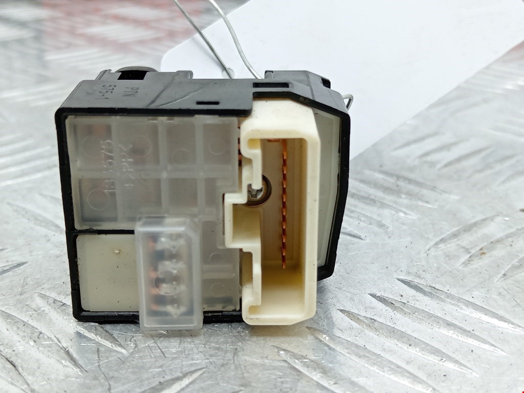 Блок управления зеркалами TOYOTA Avensis 2003-2008