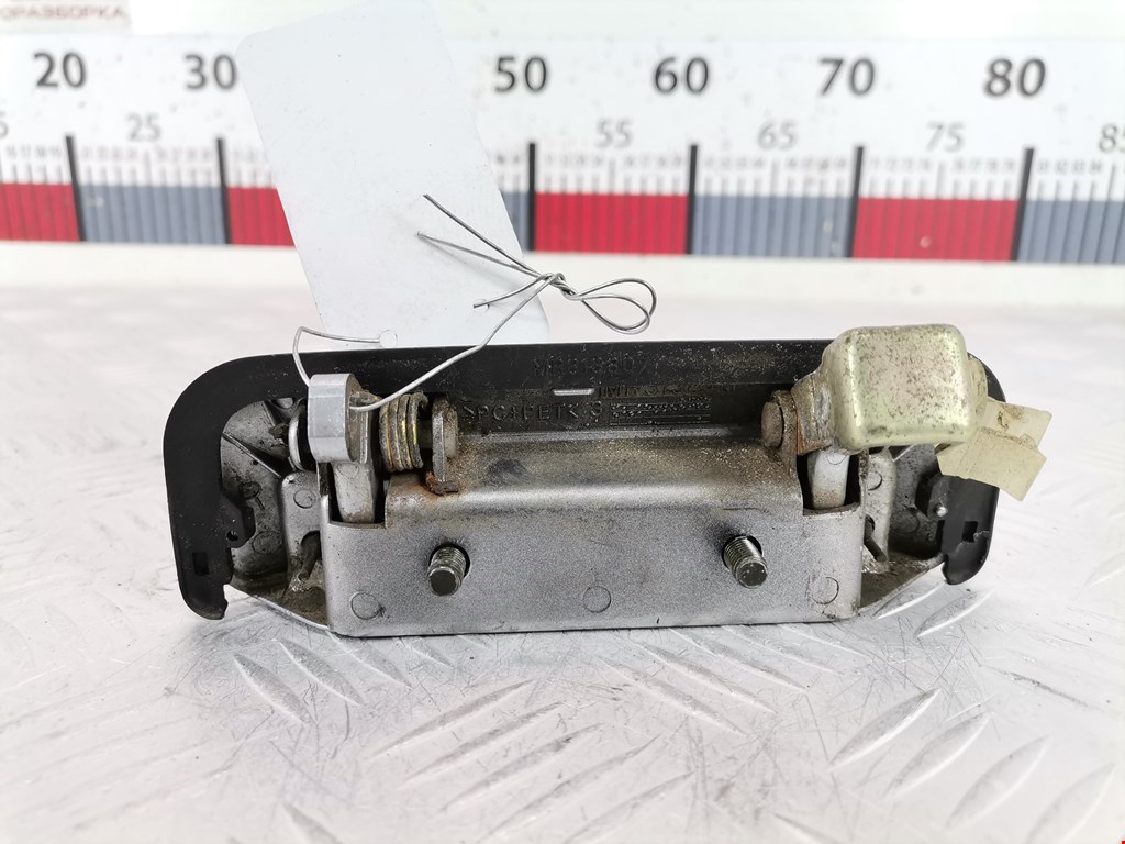 Ручка двери задней наружная правая MITSUBISHI Pajero Sport 1998-2008