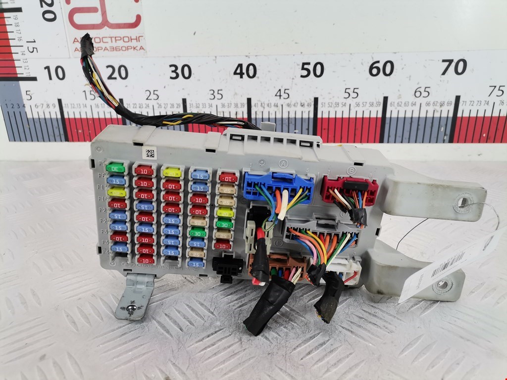 Блок предохранителей Hyundai Santa Fe 2 (CM) (2005-2012)