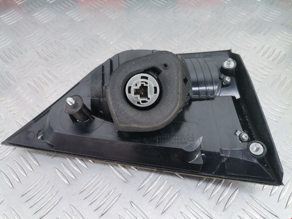 Фонарь задний внутренний правый MITSUBISHI Outlander XL 2006-2012