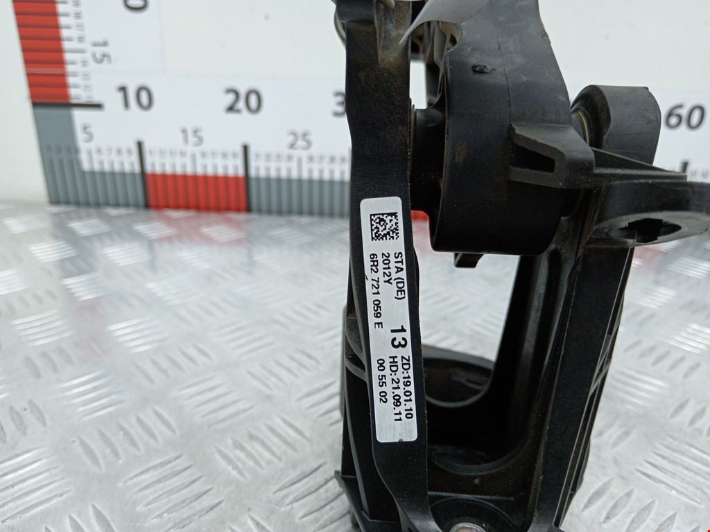 Педаль сцепления VOLKSWAGEN Polo V HB 2009-2017