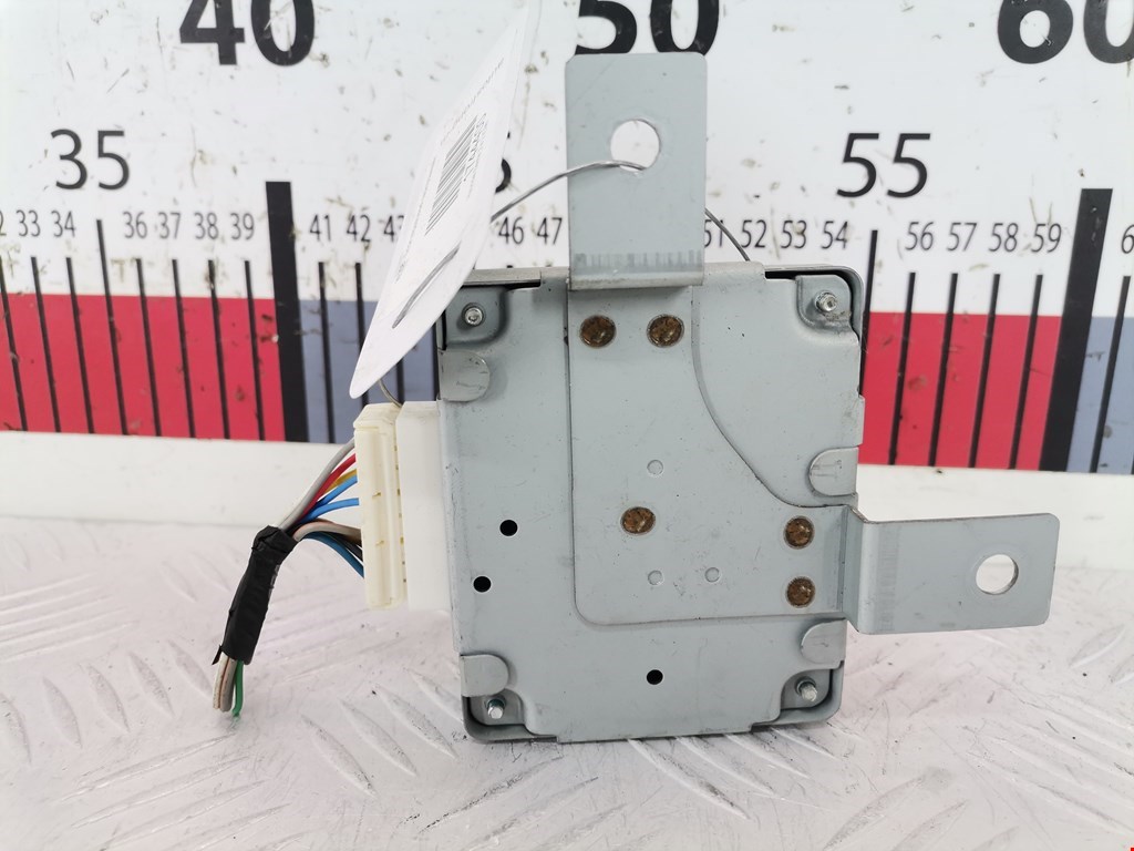 Блок управления парктрониками HYUNDAI Santa Fe CM 2005-2012