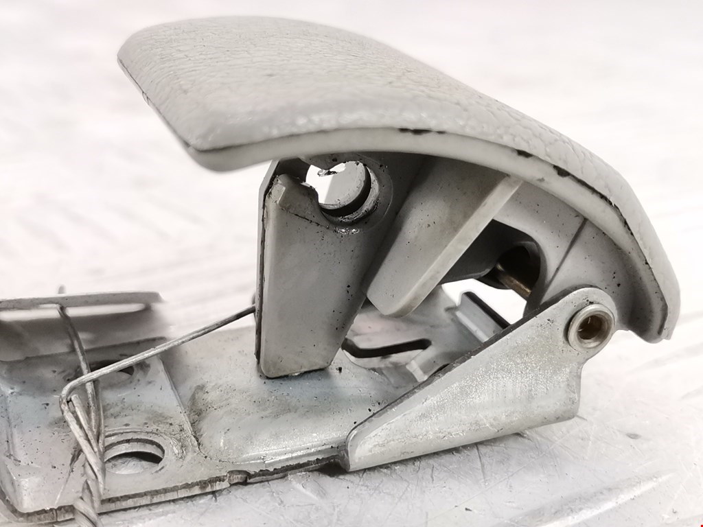 Ручка открывания капота MITSUBISHI Pajero Sport 1998-2008