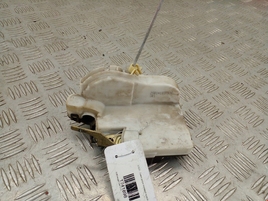 Замок двери передней правой VOLKSWAGEN Golf III 1991-1997