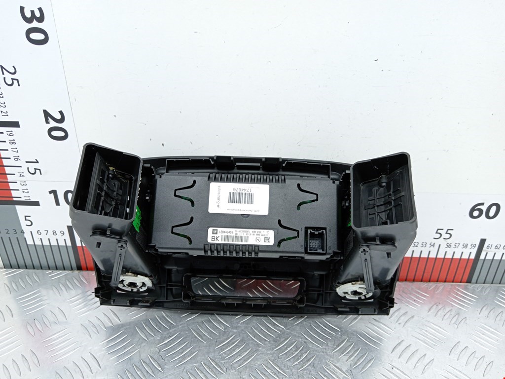 Дисплей информационный (компьютера) OPEL Insignia 2008-2017