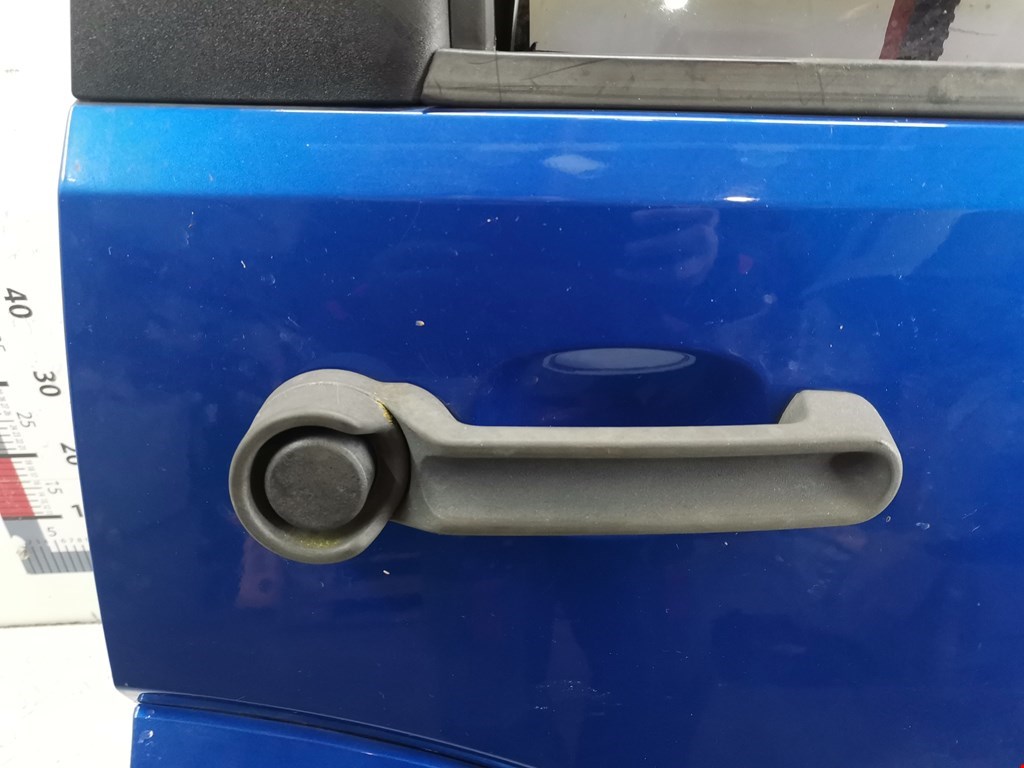 Дверь задняя правая DODGE Nitro 2006-2011