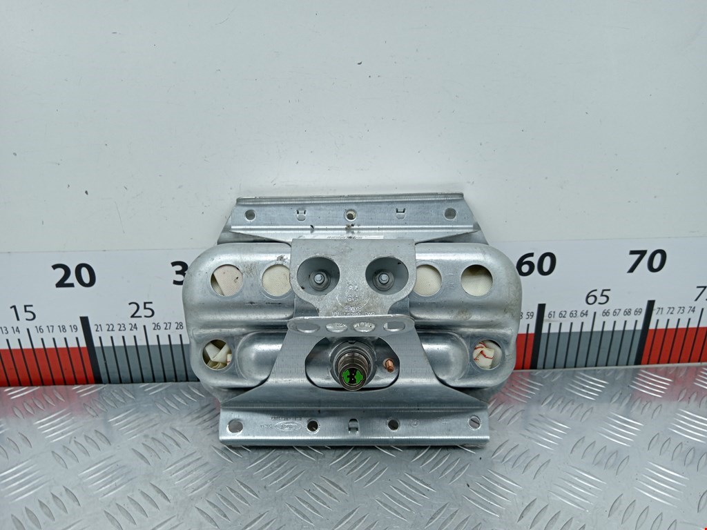 Подушка безопасности пассажирская (в торпедо) FORD Kuga 2008-2012