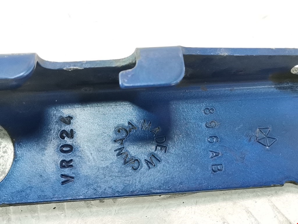 Петля капота левая/правая DODGE Nitro 2006-2011