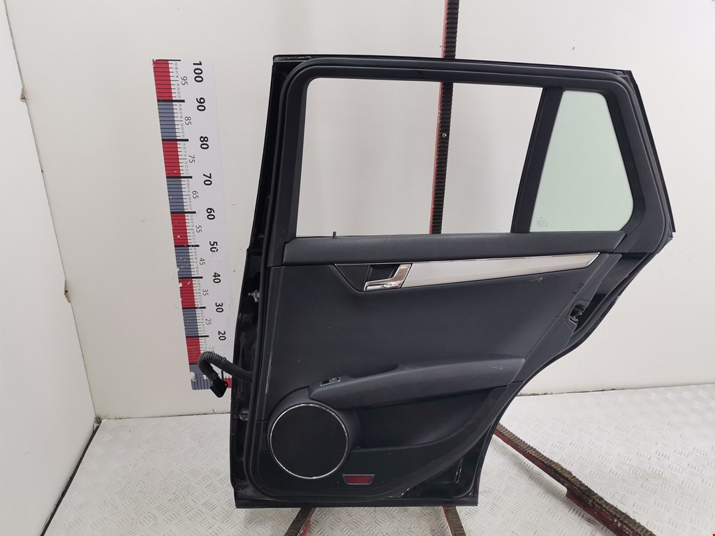 Дверь задняя правая MERCEDES-BENZ C-Class C-klasse W204 2007-2015