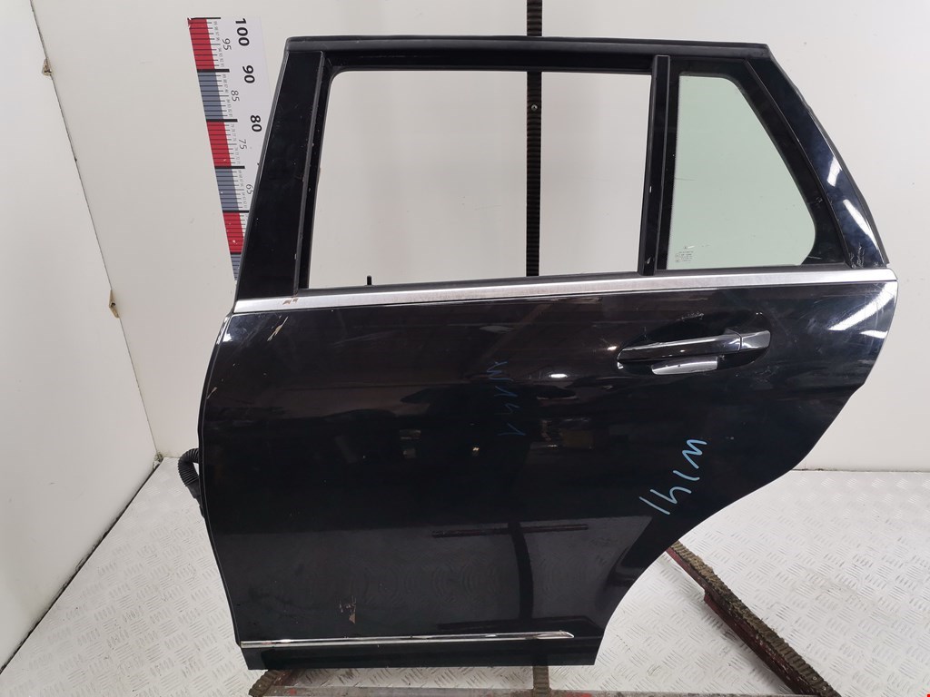 Дверь задняя левая MERCEDES-BENZ C-Class C-klasse W204 2007-2015