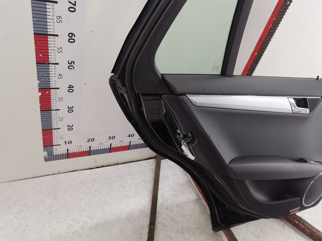 Дверь задняя левая MERCEDES-BENZ C-Class C-klasse W204 2007-2015