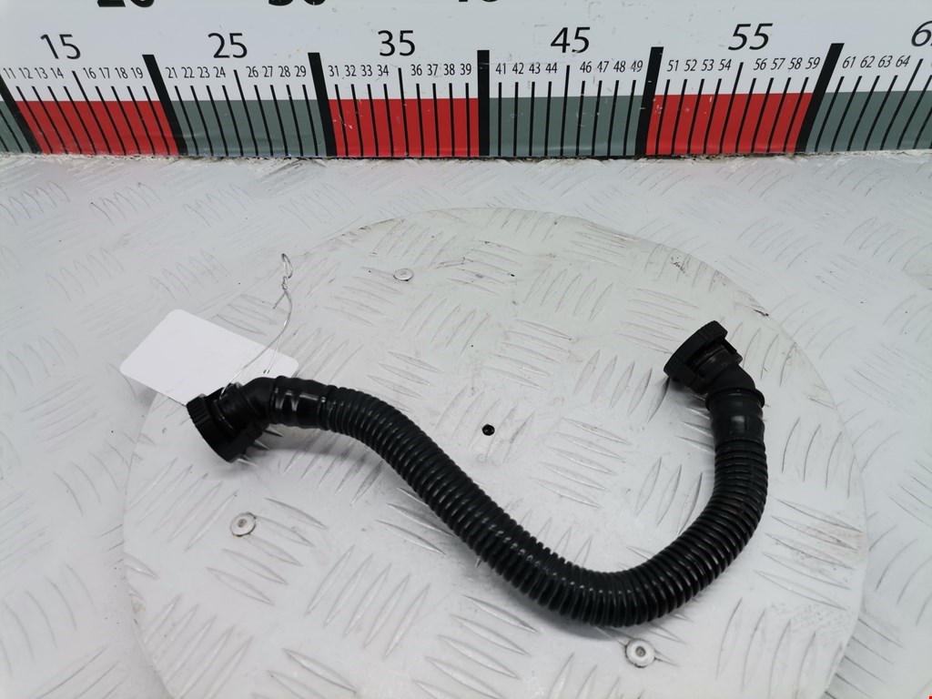 Трубка картерных газов AUDI A4 B8 2007-2015