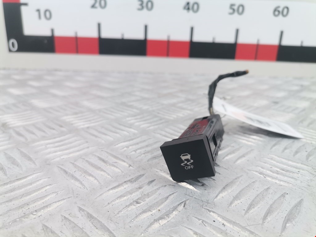 Кнопка антипробуксовочной системы Hyundai Santa Fe 2 (CM) (2005-2012)