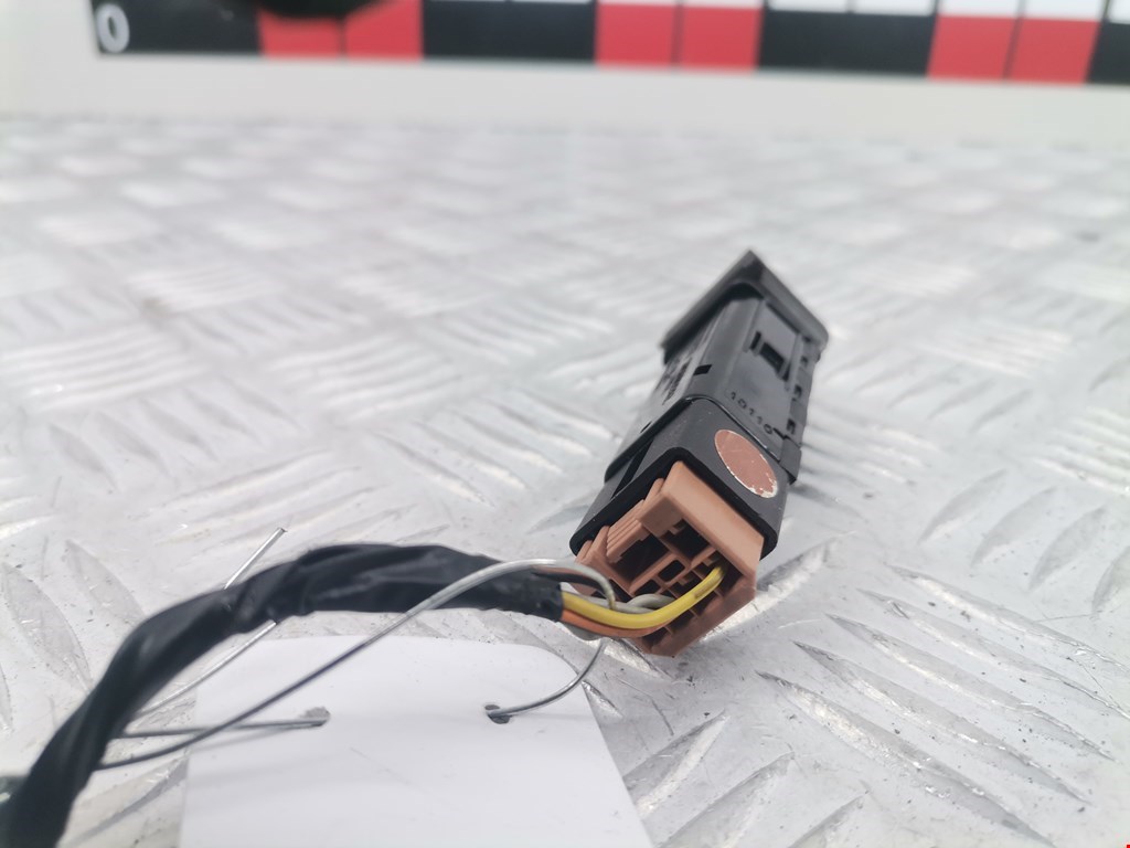 Кнопка антипробуксовочной системы HYUNDAI Santa Fe CM 2005-2012