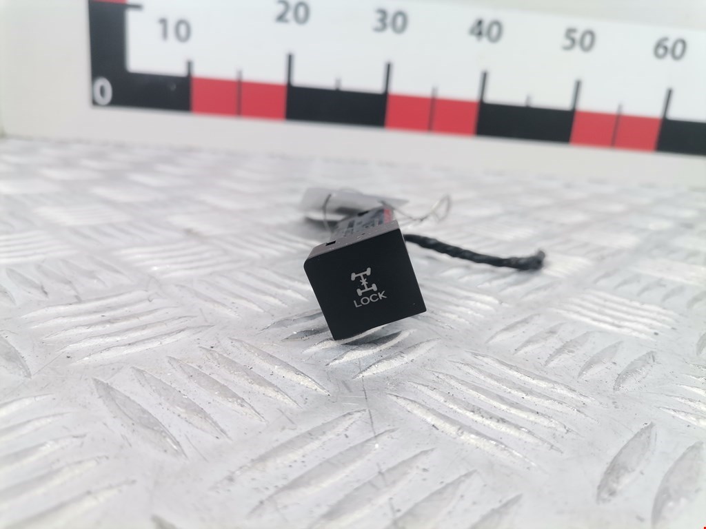 Кнопка переключения полного привода Hyundai Santa Fe 2 (CM) (2005-2012)