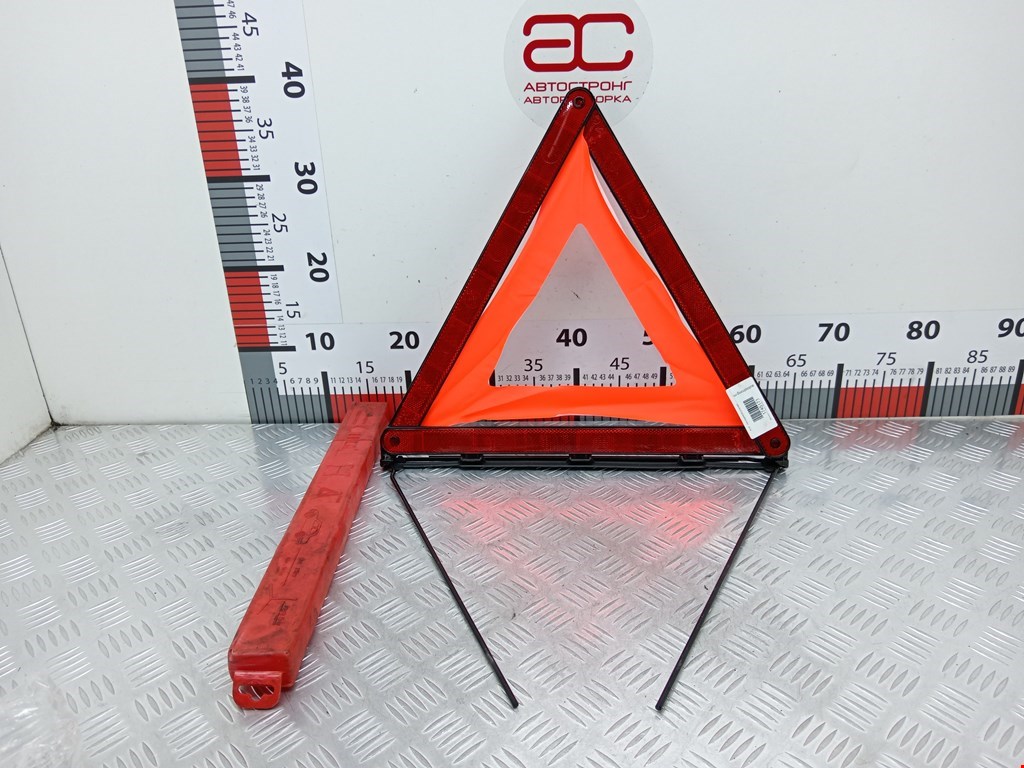 Знак аварийной остановки MERCEDES-BENZ C-Class C-klasse W204 2007-2015