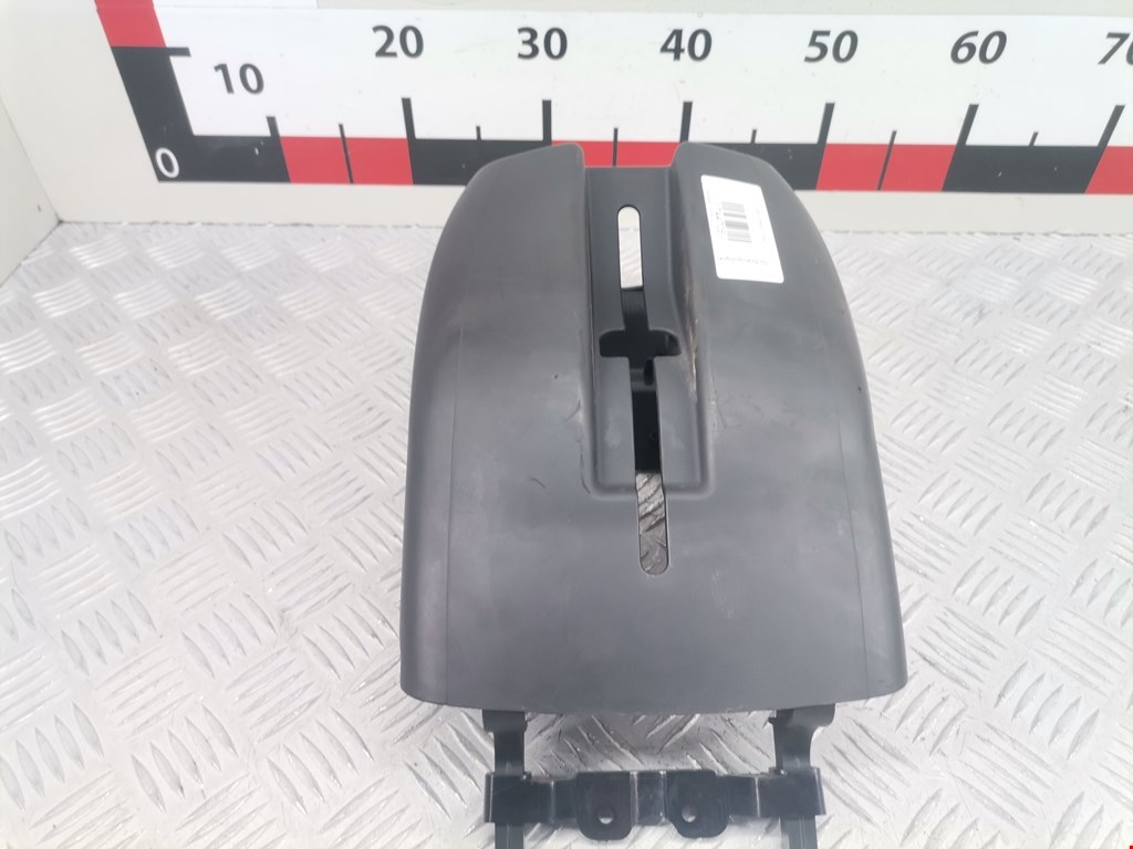 Кожух рулевой колонки VOLKSWAGEN Touareg 2002-2010