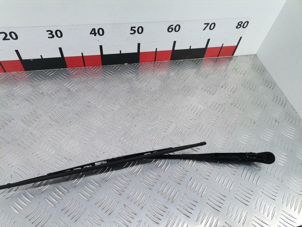 Поводок дворника задний (заднего) TOYOTA Prius II XW20 2003-2012