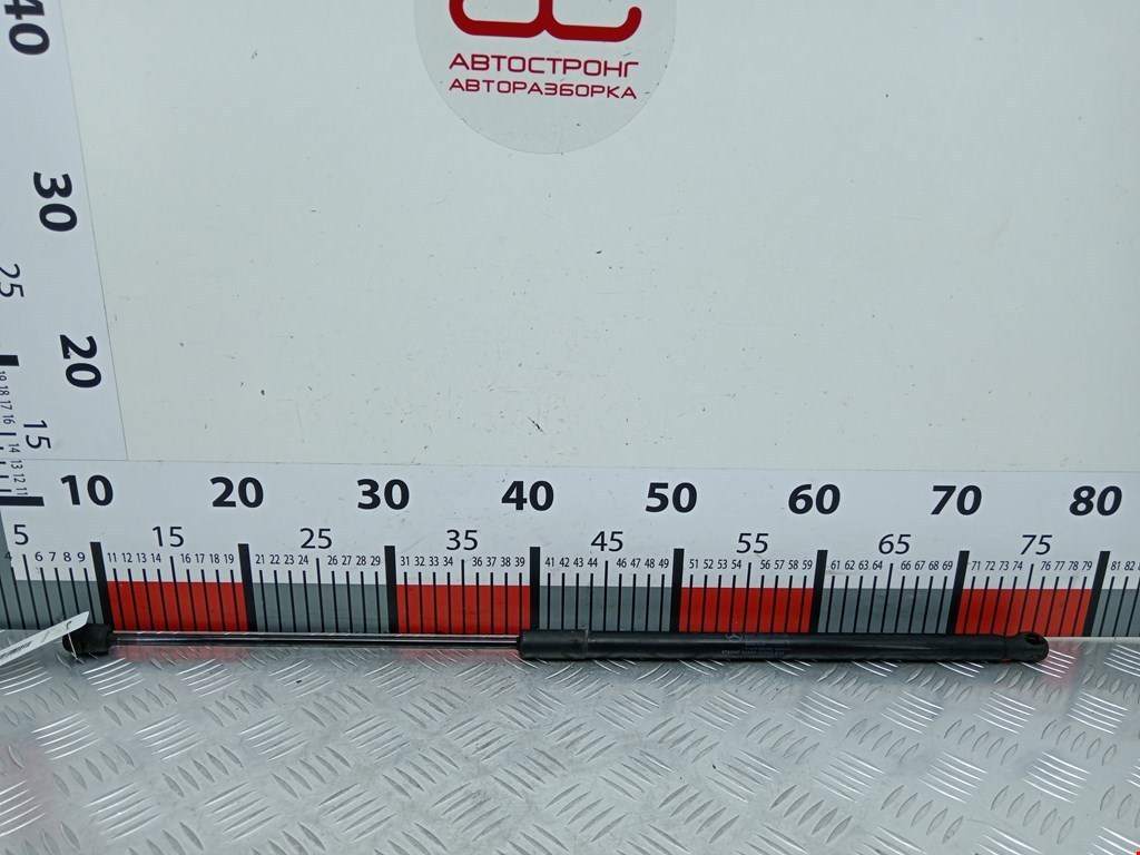 Амортизатор капота левый=правый MERCEDES-BENZ C-Class C-klasse W204 2007-2015