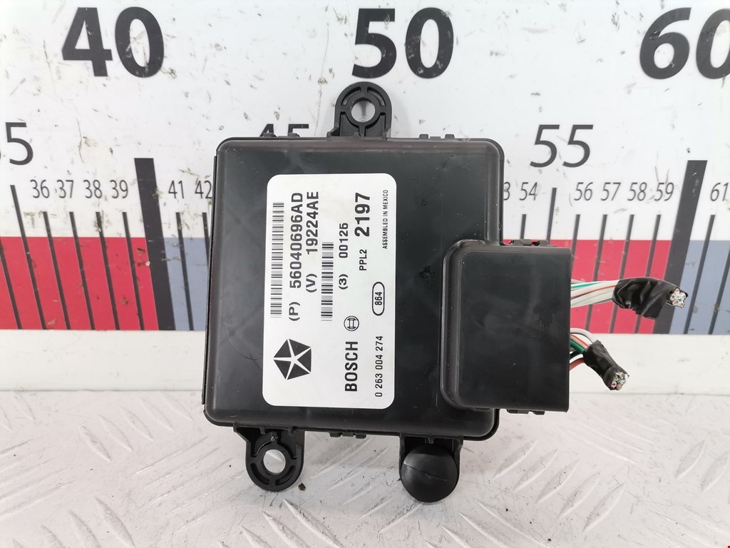 Блок управления парктрониками DODGE Nitro 2006-2011