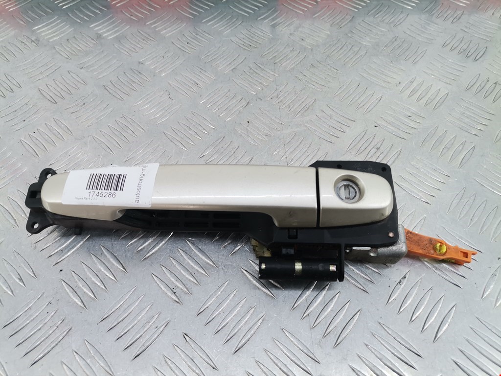 Ручка двери передней наружная правая TOYOTA RAV 4 XA20 2000-2005