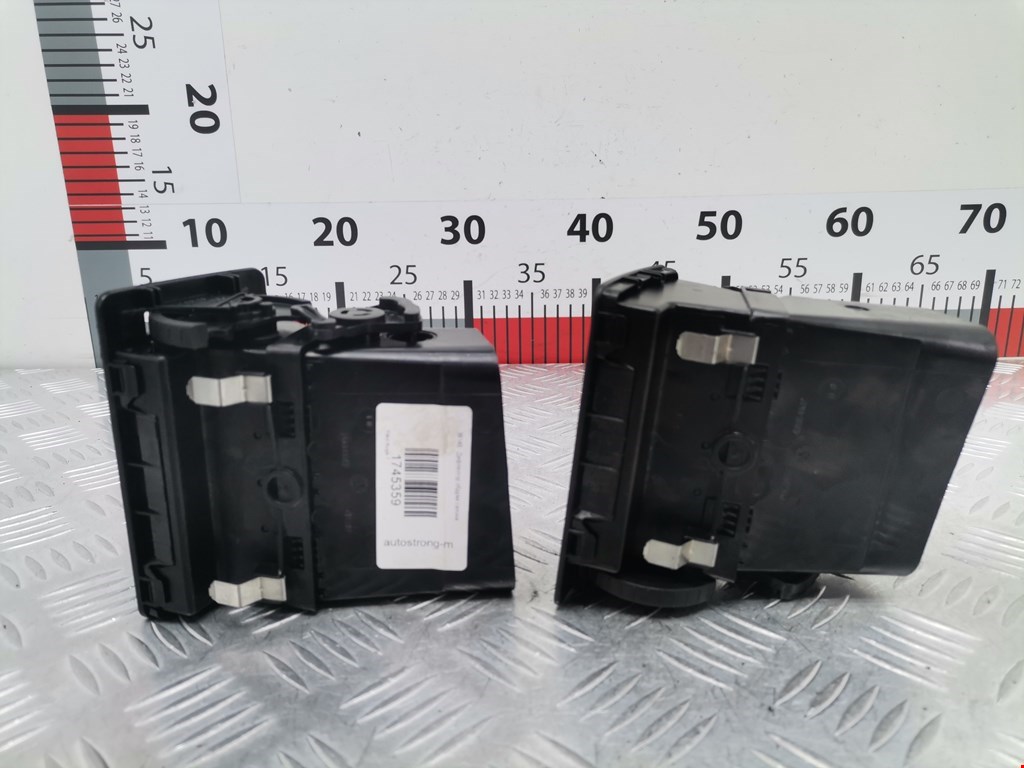 Дефлектор воздушный FORD Kuga 2008-2012