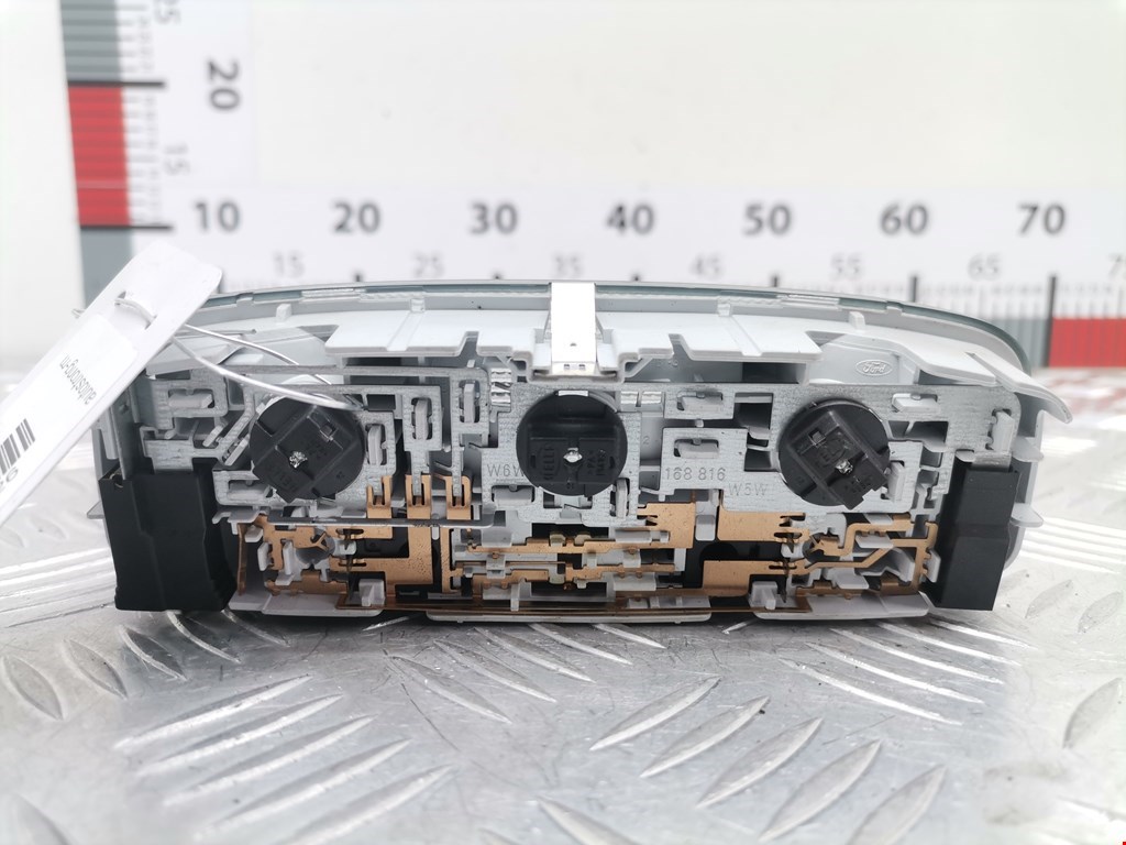 Плафон салонный (салона фонарь) FORD Kuga 2008-2012