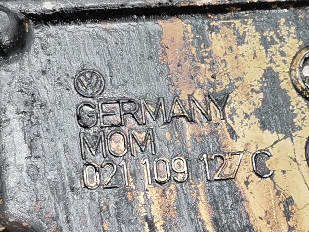 Крышка двигателя задняя FORD Galaxy 1995-2005