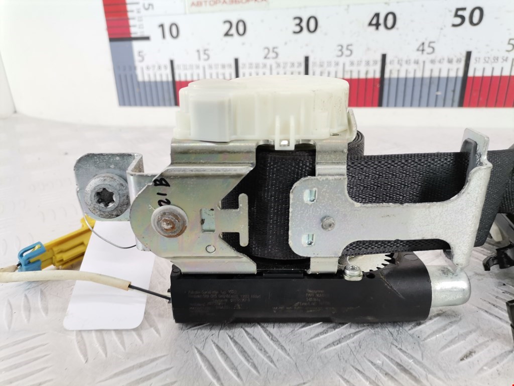 Ремень безопасности передний правый DODGE Nitro 2006-2011