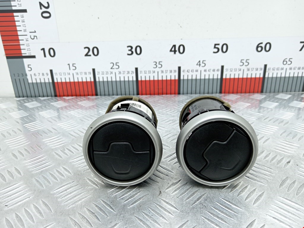 Дефлектор воздушный NISSAN Qashqai J10 2006-2013