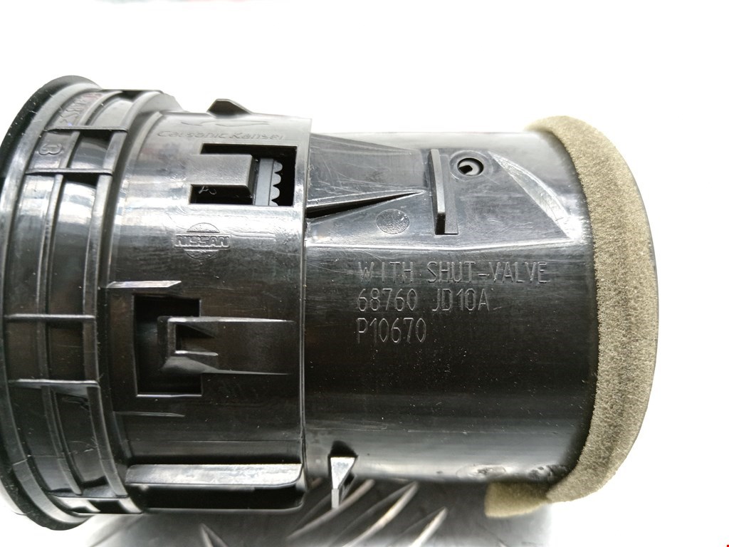 Дефлектор воздушный NISSAN Qashqai J10 2006-2013