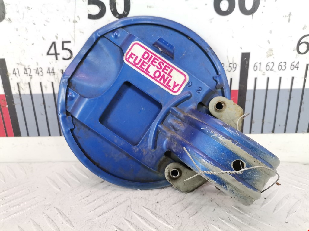 Лючок бензобака DODGE Nitro 2006-2011