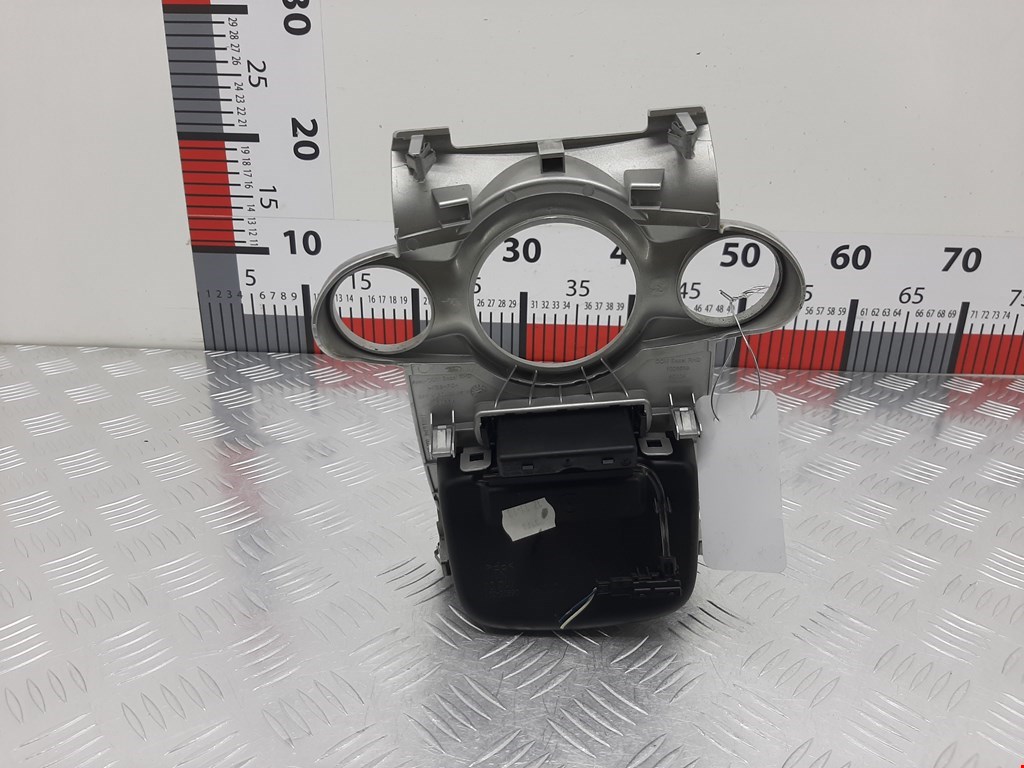 Накладка декоративная FORD Fiesta 2008-2012