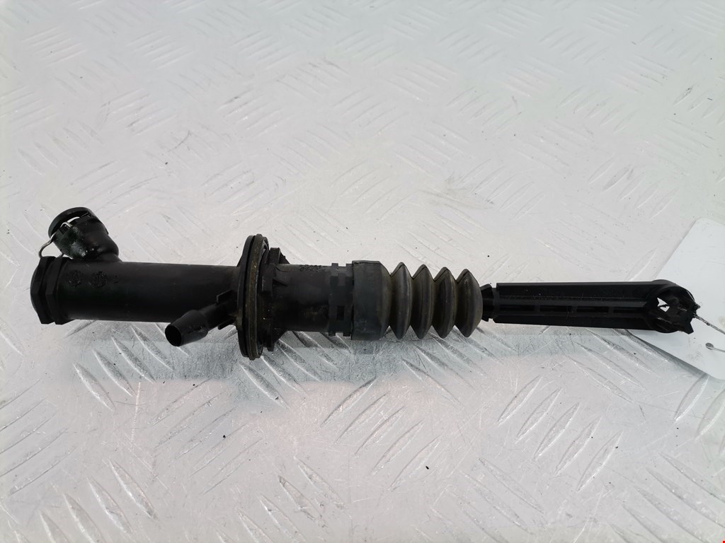 Цилиндр сцепления главный Renault Logan 2 (2013-2023)