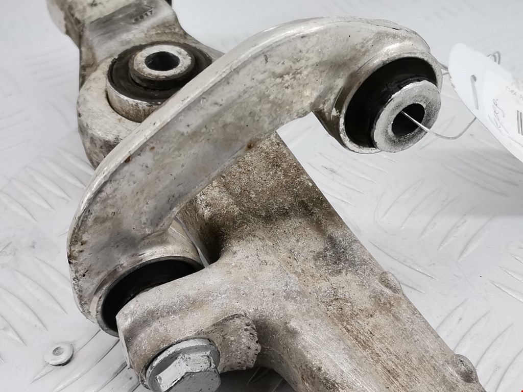 Рычаг передний правый VOLKSWAGEN Passat B5 1997-2005