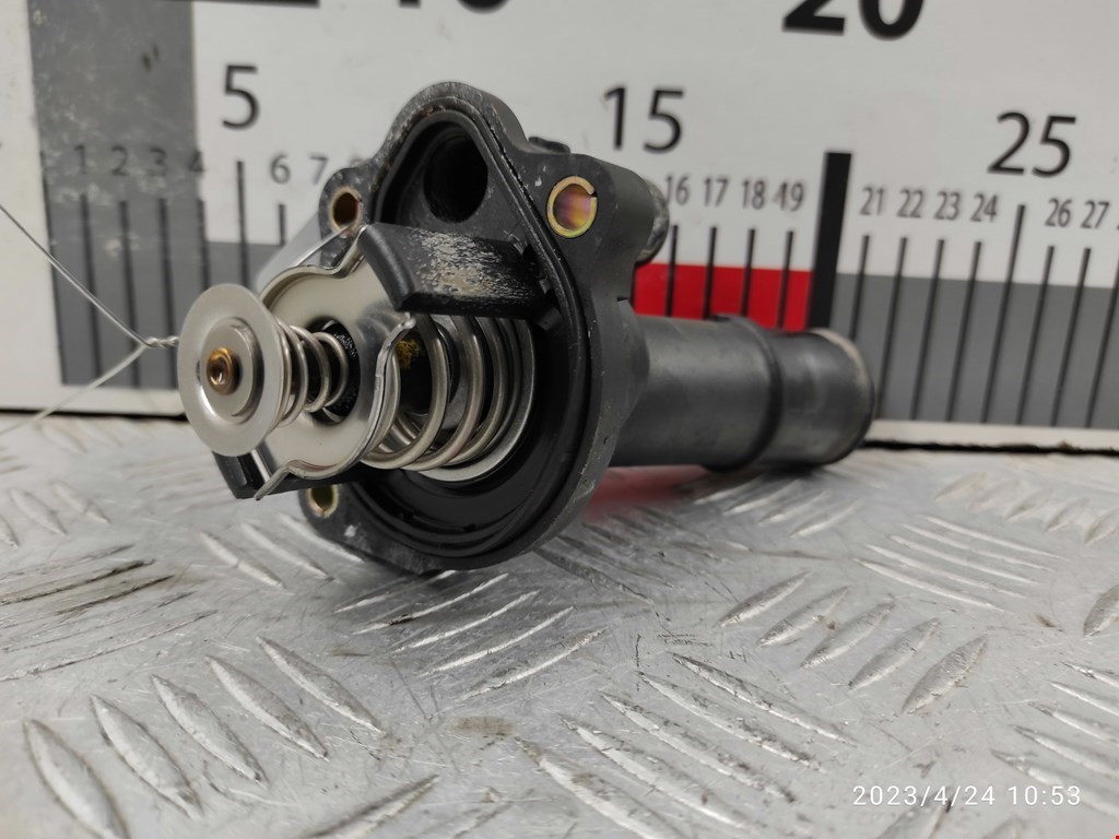 Корпус термостата FORD Focus II 2005-2011