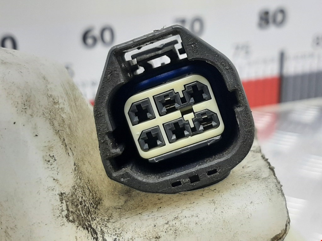 Бачок омывателя FORD Kuga 2008-2012