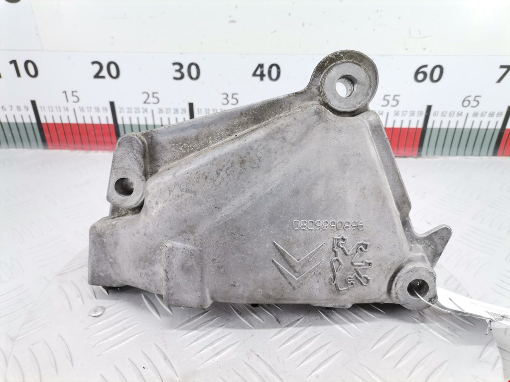 Кронштейн (крепление лапа) двигателя Citroen C3 1 (2001-2010)