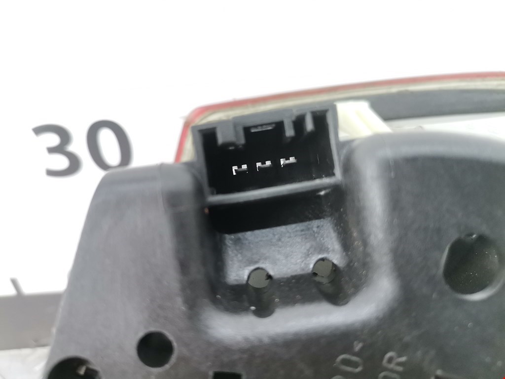 Фонарь задний внутренний правый BMW 3er E46 1998-2006