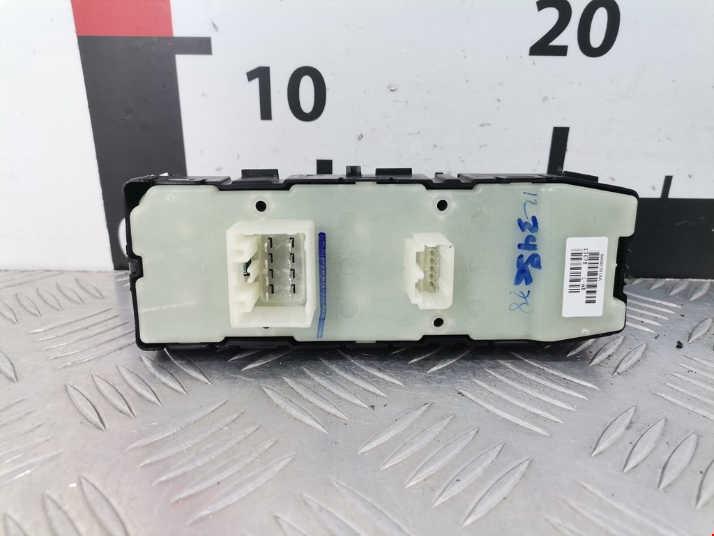 Блок управления стеклоподъемниками CHRYSLER Sebring III JS 2006-2010