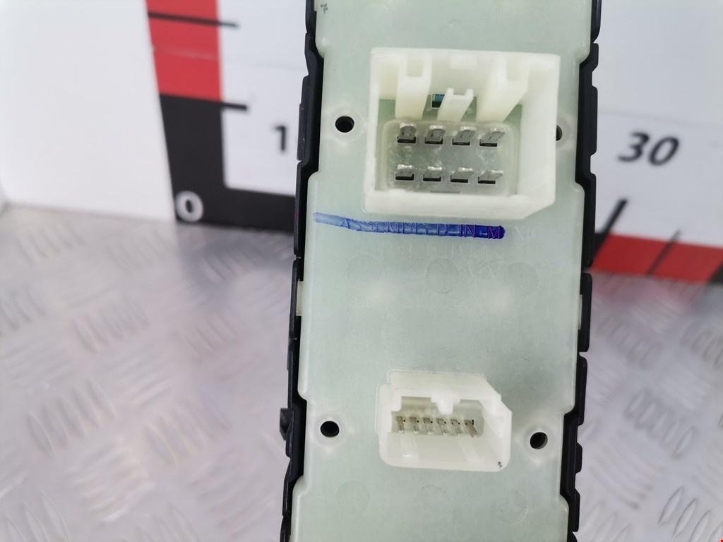 Блок управления стеклоподъемниками CHRYSLER Sebring III JS 2006-2010