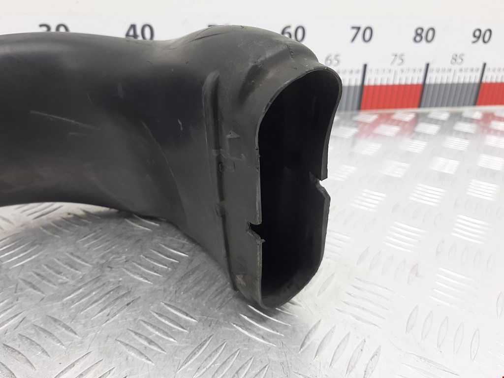 Патрубок воздушного фильтра MERCEDES-BENZ C-Class C-klasse W204 2007-2015