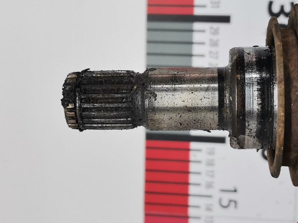 Полуось (привод, приводной вал) задняя правая TOYOTA RAV 4 XA30 2006-2012