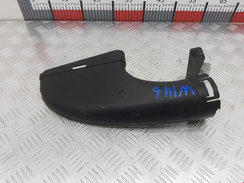 Воздухозаборник (наружный) MERCEDES-BENZ C-Class C-klasse W204 2007-2015