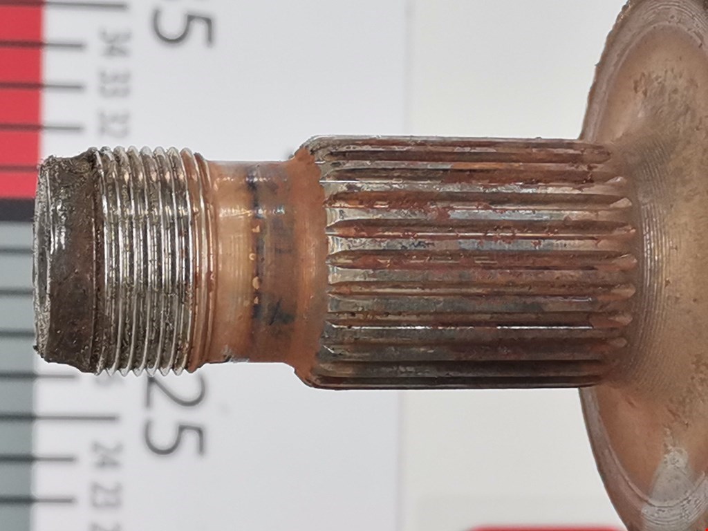 Полуось (привод, приводной вал) задняя правая MERCEDES-BENZ C-Class C-klasse W204 2007-2015