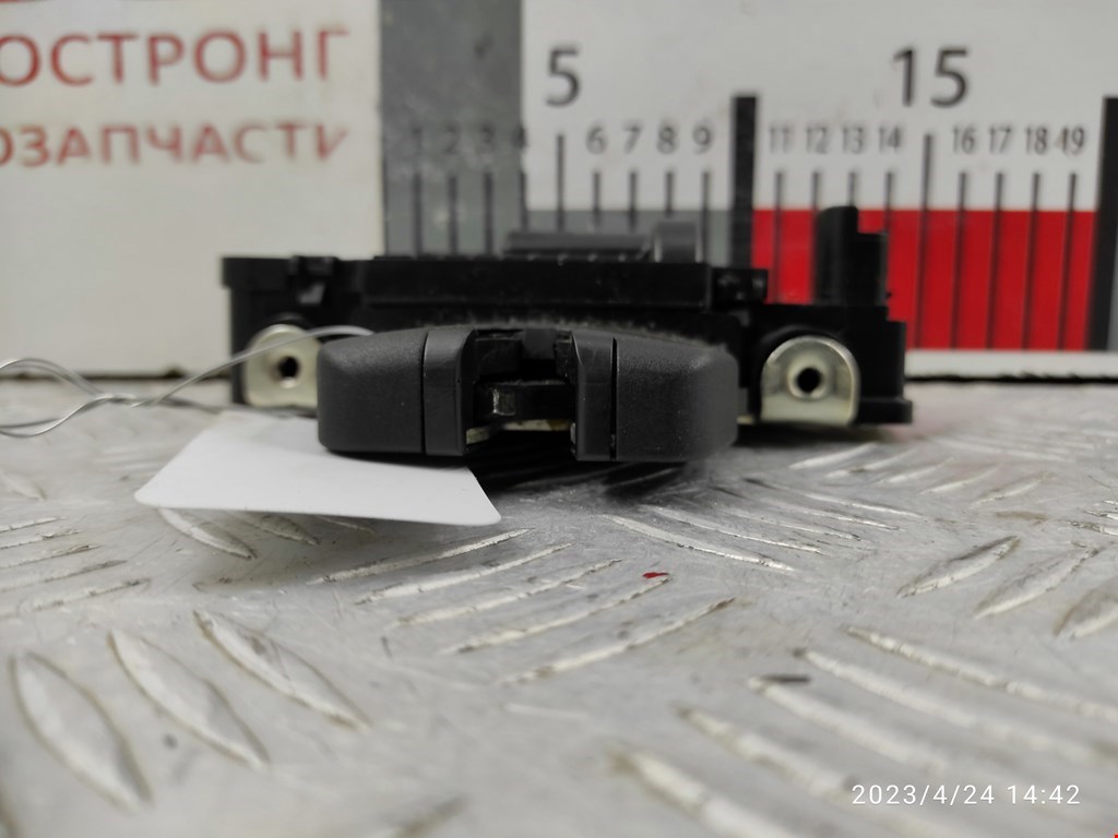 Замок багажника (крышки двери) PEUGEOT Partner 2008-2018