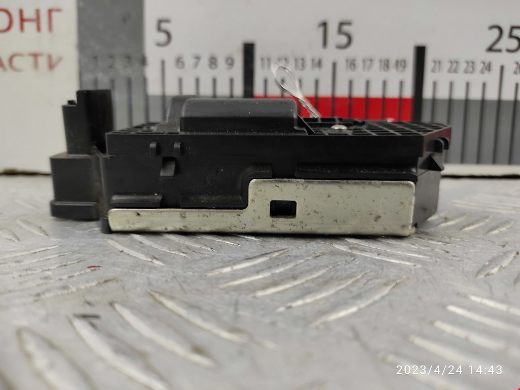 Замок багажника (крышки двери) PEUGEOT Partner 2008-2018