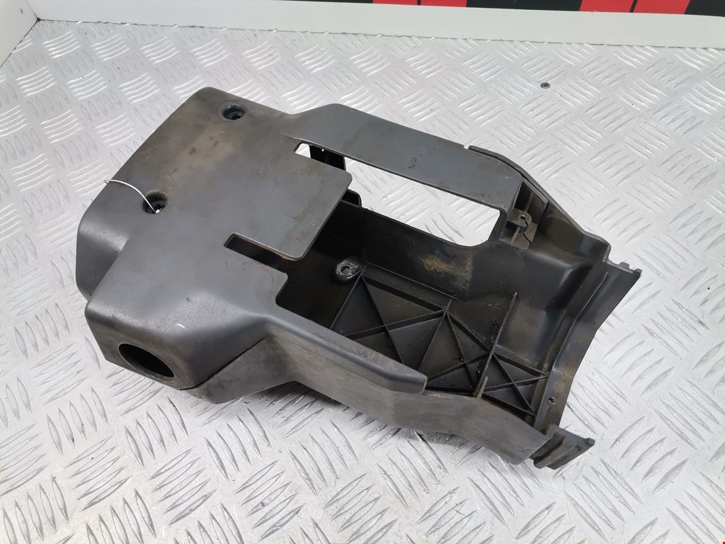 Кожух рулевой колонки IVECO EuroCargo II 2003-2008