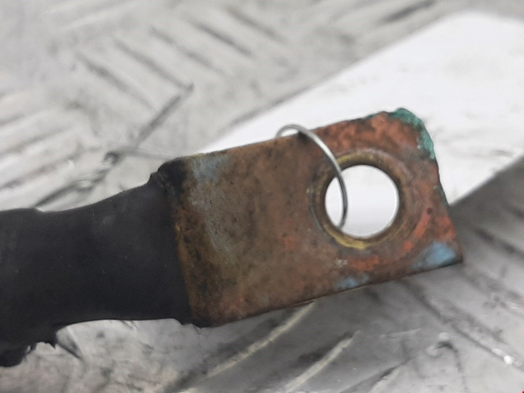 Клемма аккумулятора (плюс) + AUDI A3 8L 1996-2003